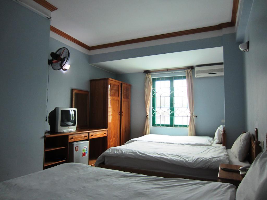 Green Bay Hotel Ha Long Bilik gambar